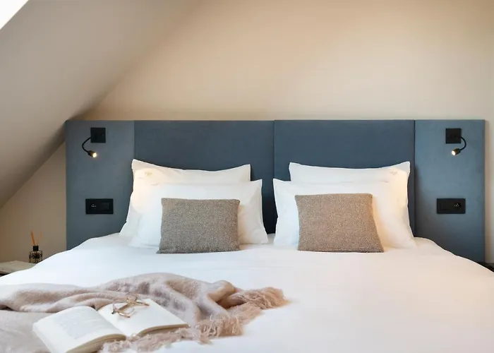 Hébé Hotel