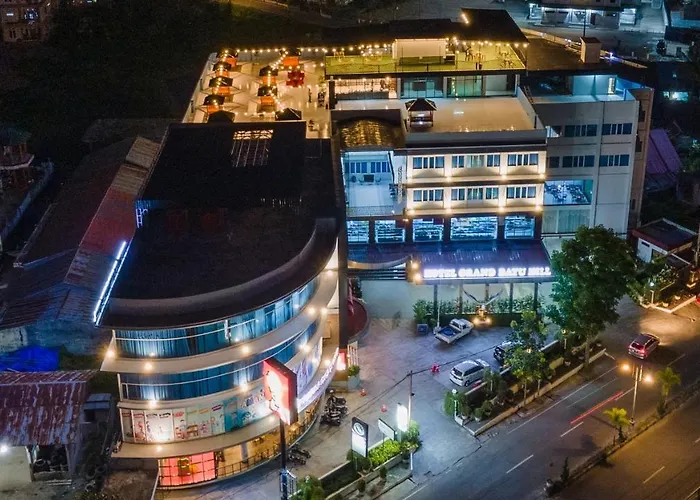 Grand Bayu Hill Hotel