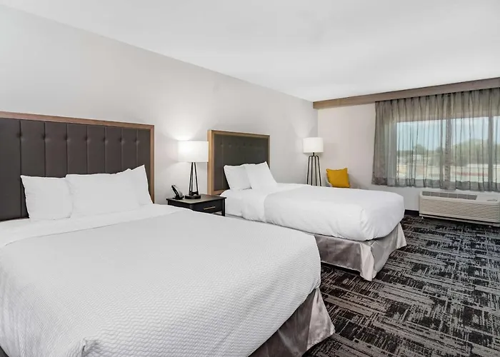 Laquinta Suites By Wyndham South Bend Notre Dame Area