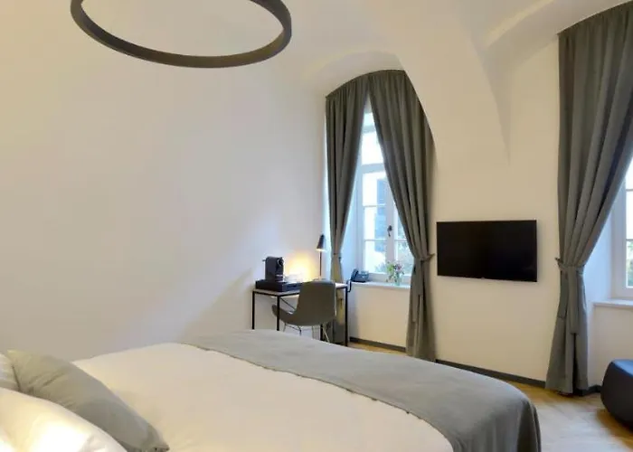 Hotel Maribor & Garden Rooms