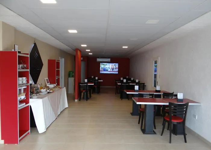 Select Inn