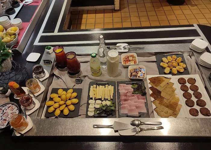 Hotel Inn Design & Restaurant Bourges