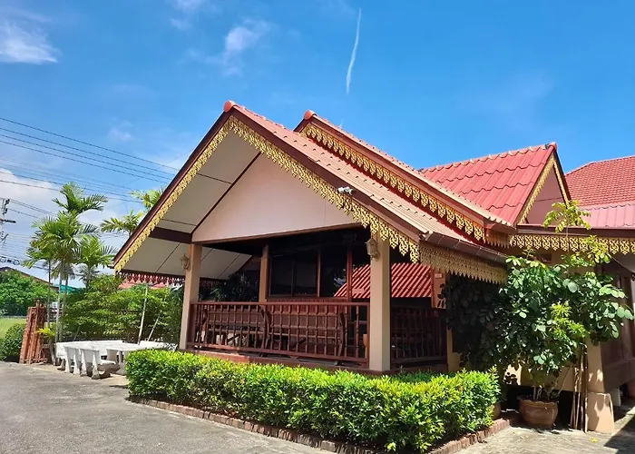 สุขทวีรีสอร์ท อ่าวมะนาว
