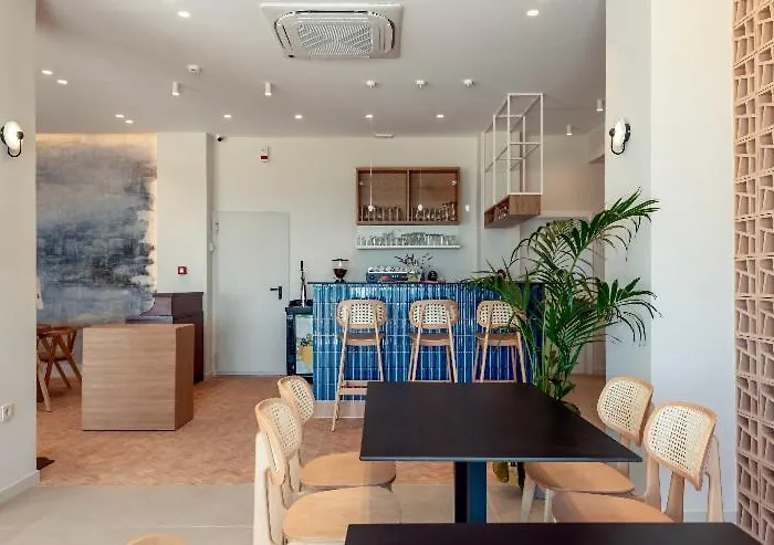 Frini Hotel