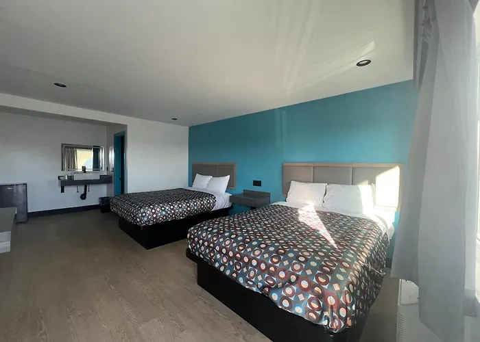 Arlo Motel Near Lax, Sofi Stadium