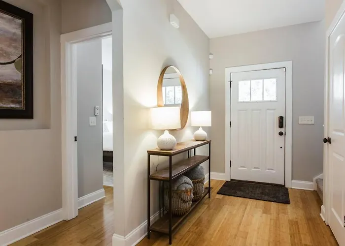 Meet Me In Athens I Beautiful 4-Bdrm House I 1 Mile To Dt And Mins To Uga