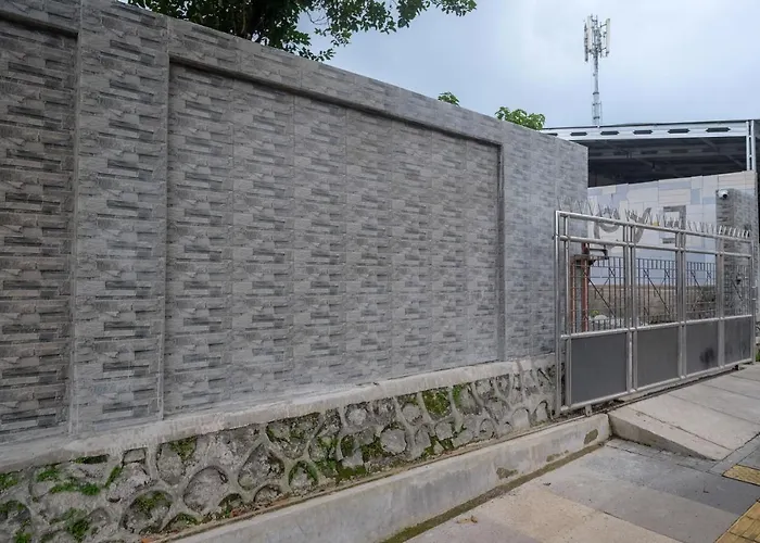 Urbanview Syariah Zidney 3 Salatiga By Reddoorz