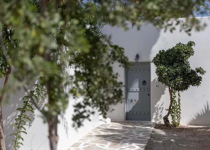 Naxos Green Village Hotel