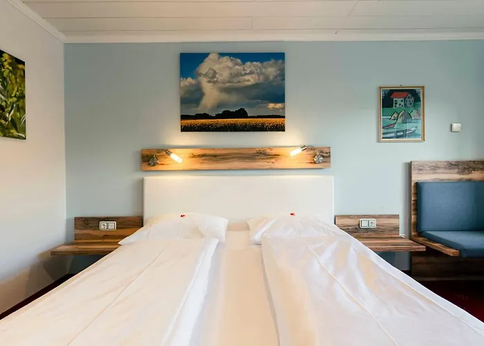 Landhotel Gruenwies -Bonsai-Wellness Garni (Adults Only)