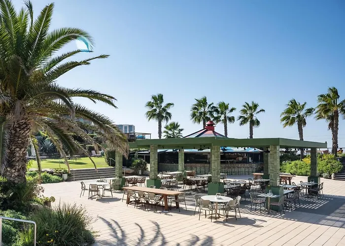 Dan Accadia Herzliya Hotel