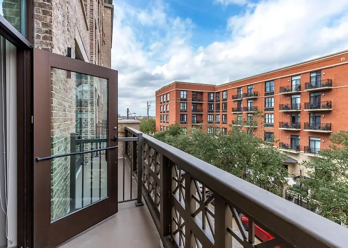 Cambria Hotel Savannah Downtown Historic District