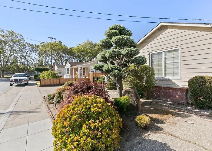 @ Marbella Lane - Modern Refreshing Home