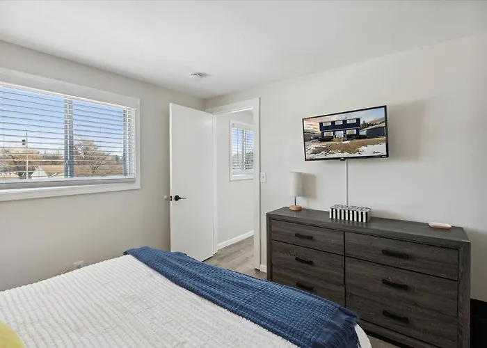Pet-Friendly Large-Group Oasis