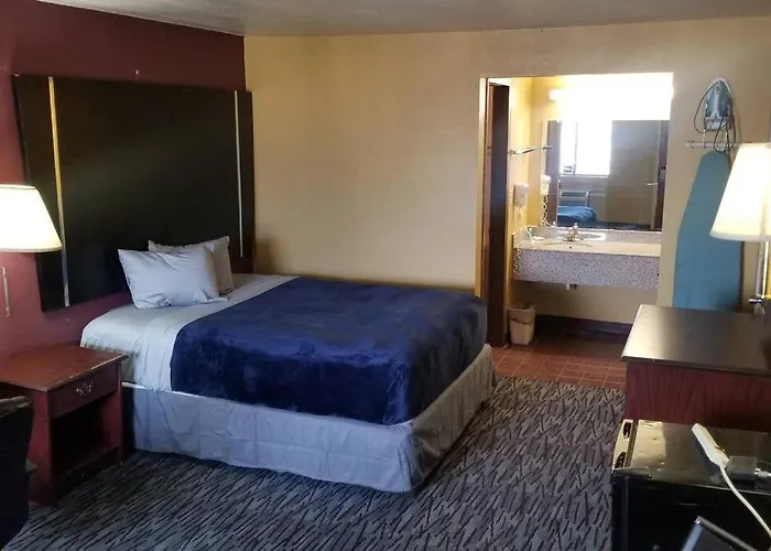 Osu King Bed Hotel Room 102