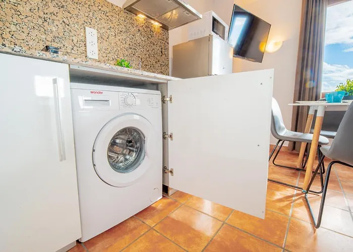 Apartamento 23 en la muralla romana junto a la Catedral