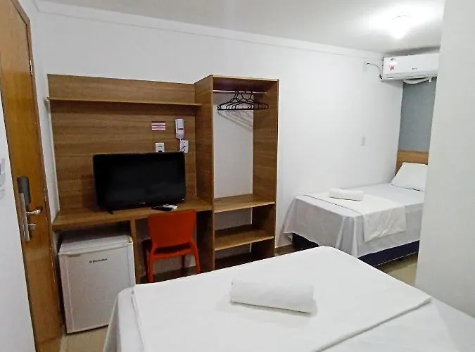 Hotel Pinheiro Center