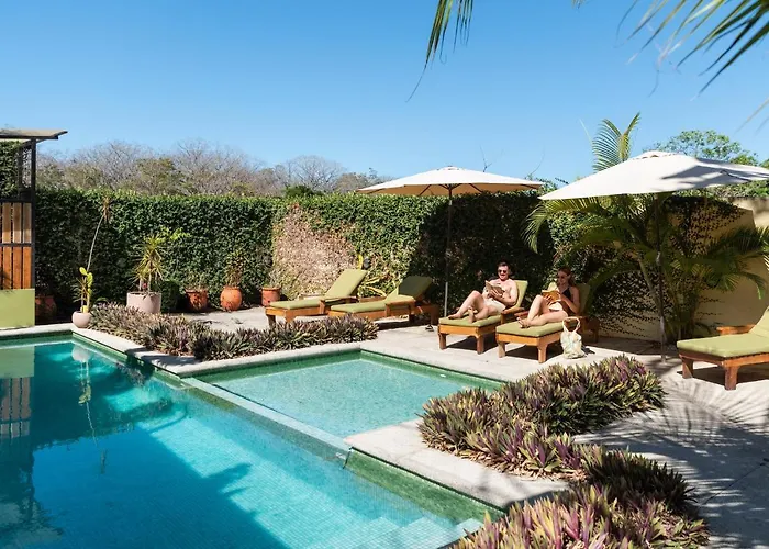Nautilus Surf & Yoga Villas Santa Teresa