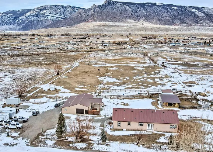 Charming Cody Vacation Home W/ Mtn Views!