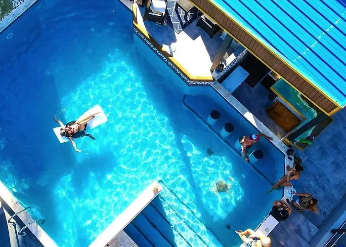 Aqua Marina Beach Club