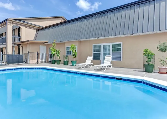 Super Inn&Suites Carrollton