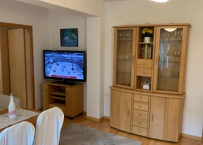 Apartment Close To The Center + Free Parking