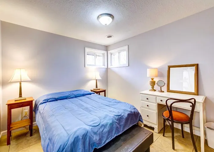 Pet-Friendly Youngstown Cottage W/ Yard