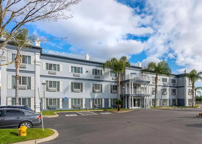 Best Western Colonial Inn