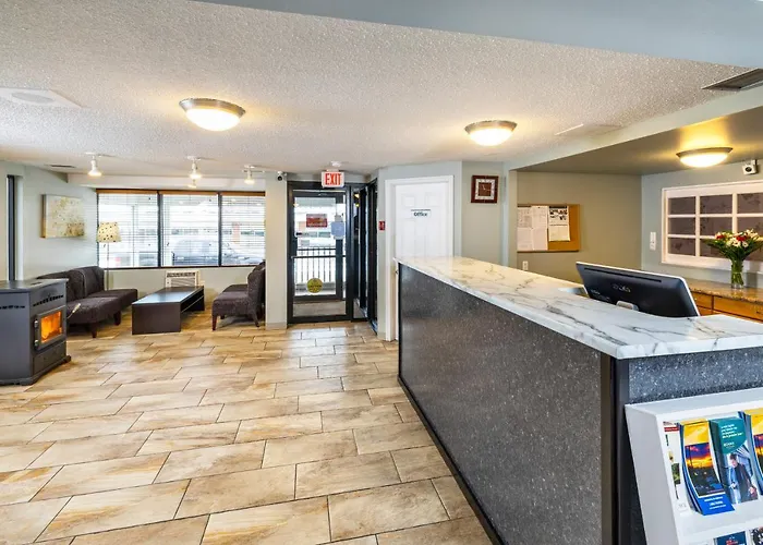 Econo Lodge Miramichi
