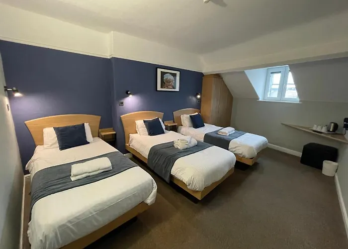 The George Hotel