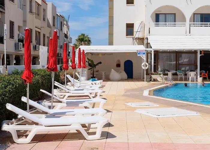 Amore Hotel Apts