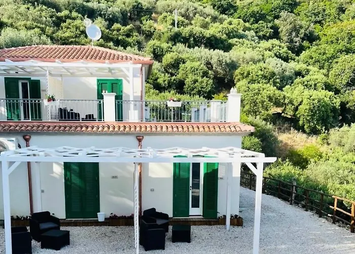 Country House “ Il Mandorlo”