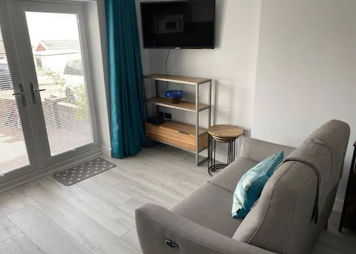 Luxury Mumbles View Studio Apartment