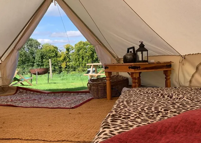 Home Farm Radnage 5 Glamping Bell Tent, With Log Burner And Fire Pit