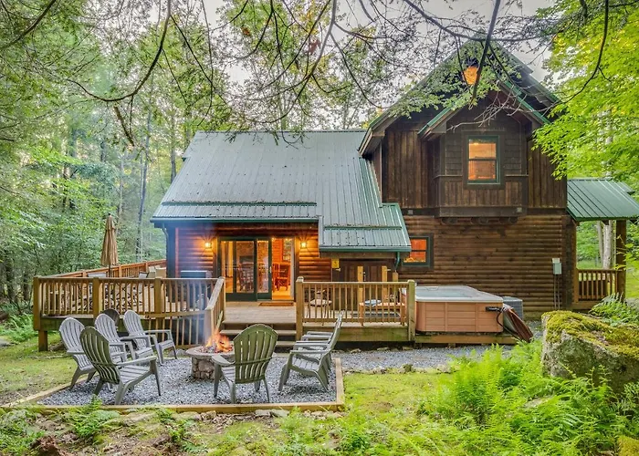 Jamesons Cabin! 8 Minutes To Wisp, Hottub, Firepit, Pets, Ev Chgr
