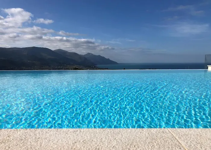 Villa MiraScopello