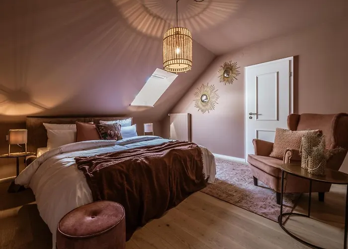 Hotel / Weingut Meintzinger