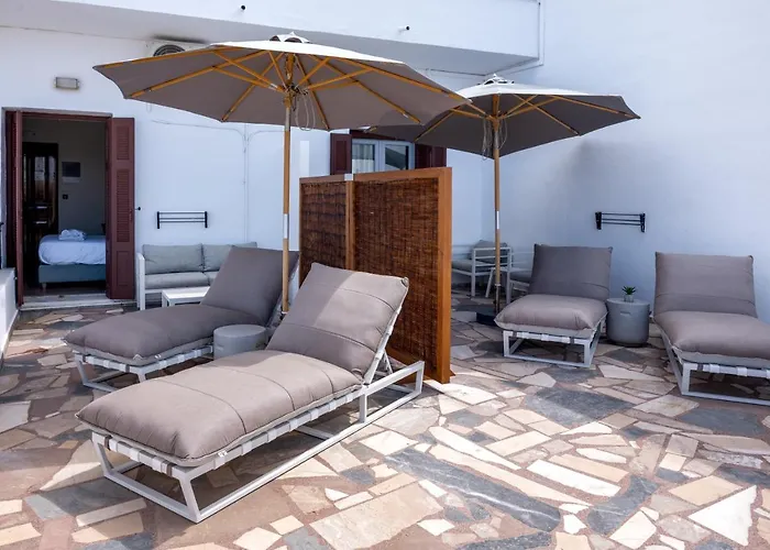Amphitrite Hotel