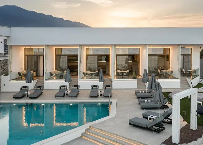 Akrotiri Olympus Luxury Suites - Adults Only