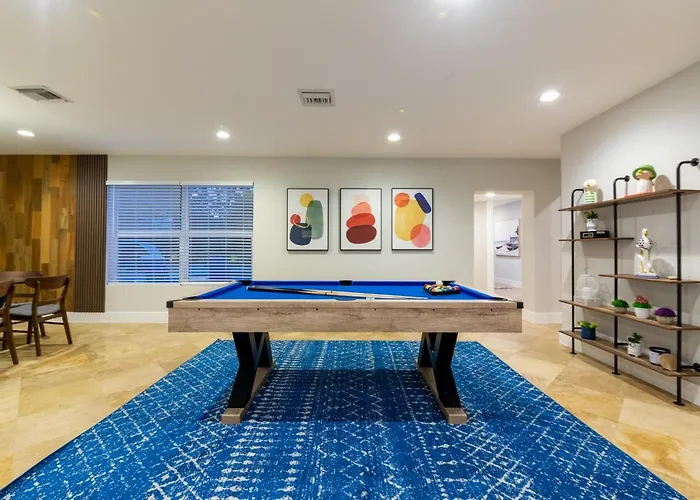 Glam Fun Villa W Heated Pool, Fire Pit