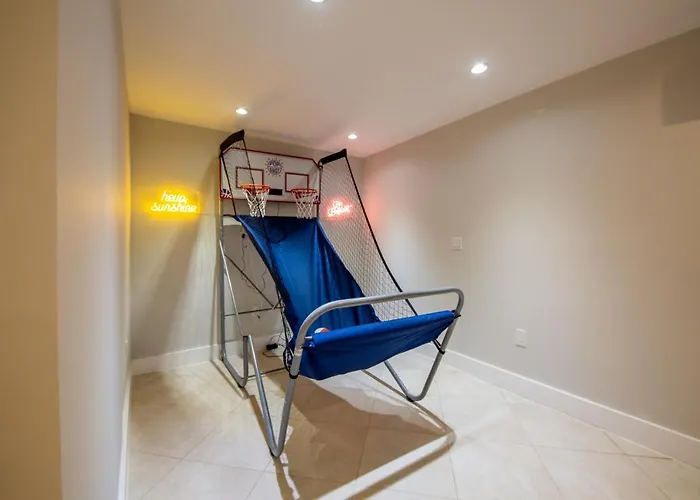 Glam Fun Villa W Heated Pool, Fire Pit