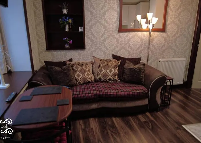 The Wee Nook Crieff - 1-Bed With Garden :)