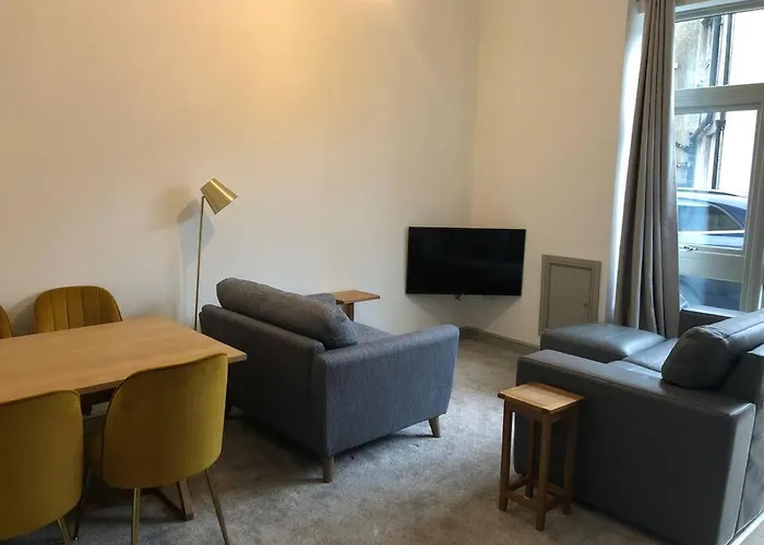 Smithy Bungalow, Free Private Parking Included, Buxton