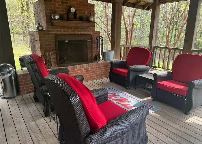 Oxford Chalet Getaway With Lake/Beach Access