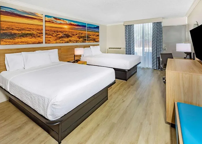 Days Inn By Wyndham Del Rio