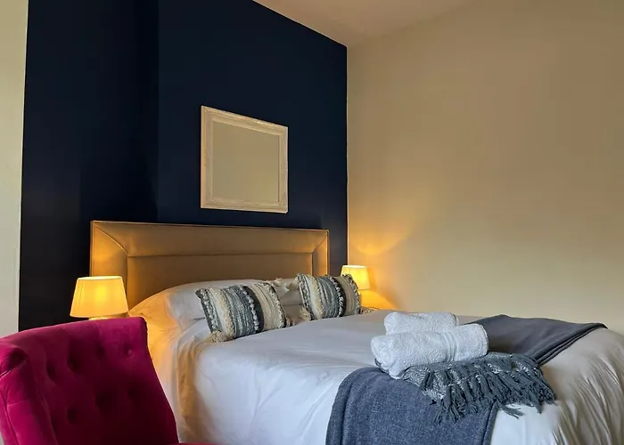 Beautifully Presented Victorian Apartment Within Walking Distance To Llandudno Beach