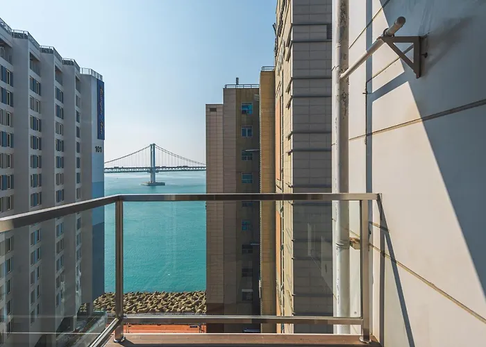 Hotel Marine View