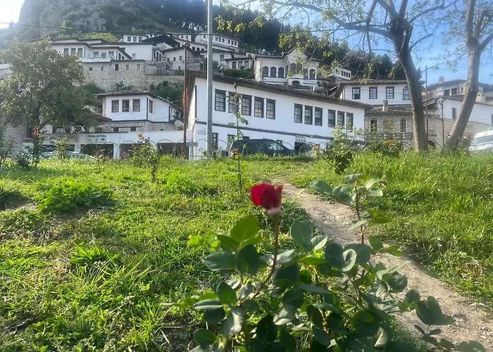 Hotel Omer Berat