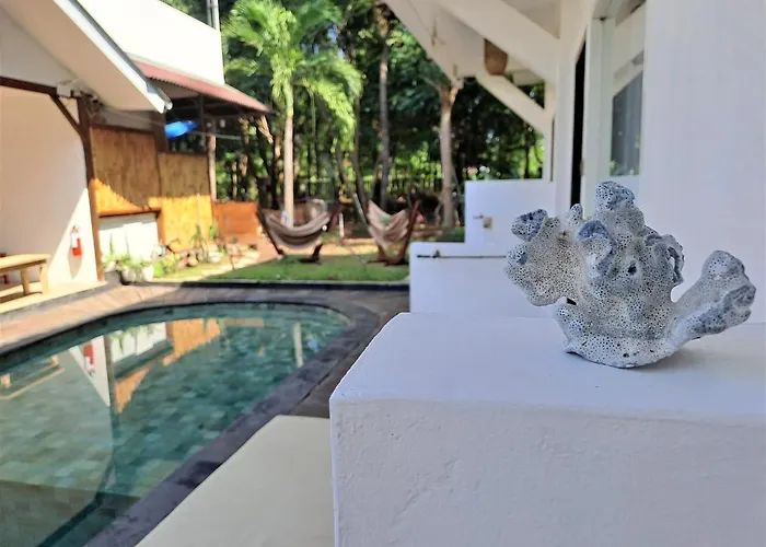 Katara Gili, Boutique Rooms And Bungalows