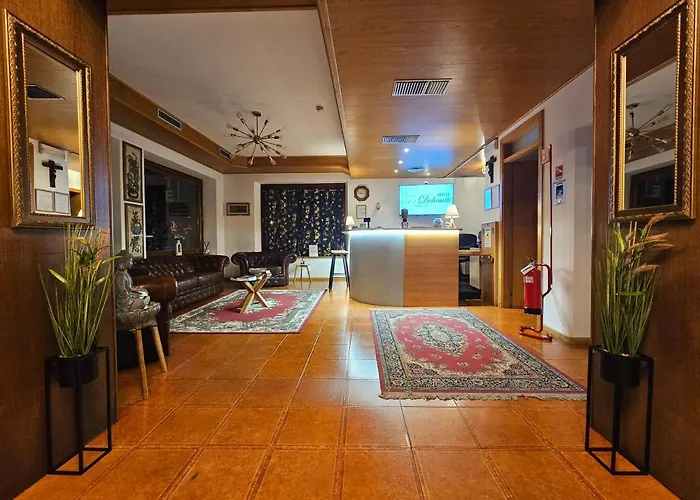 Hotel Tea Dolomiti - Lago Di Alleghe - Monte Civetta