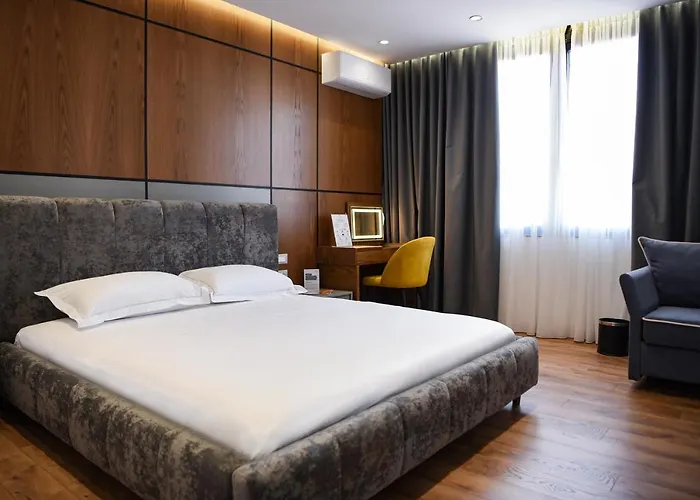 The Wilson Tirana